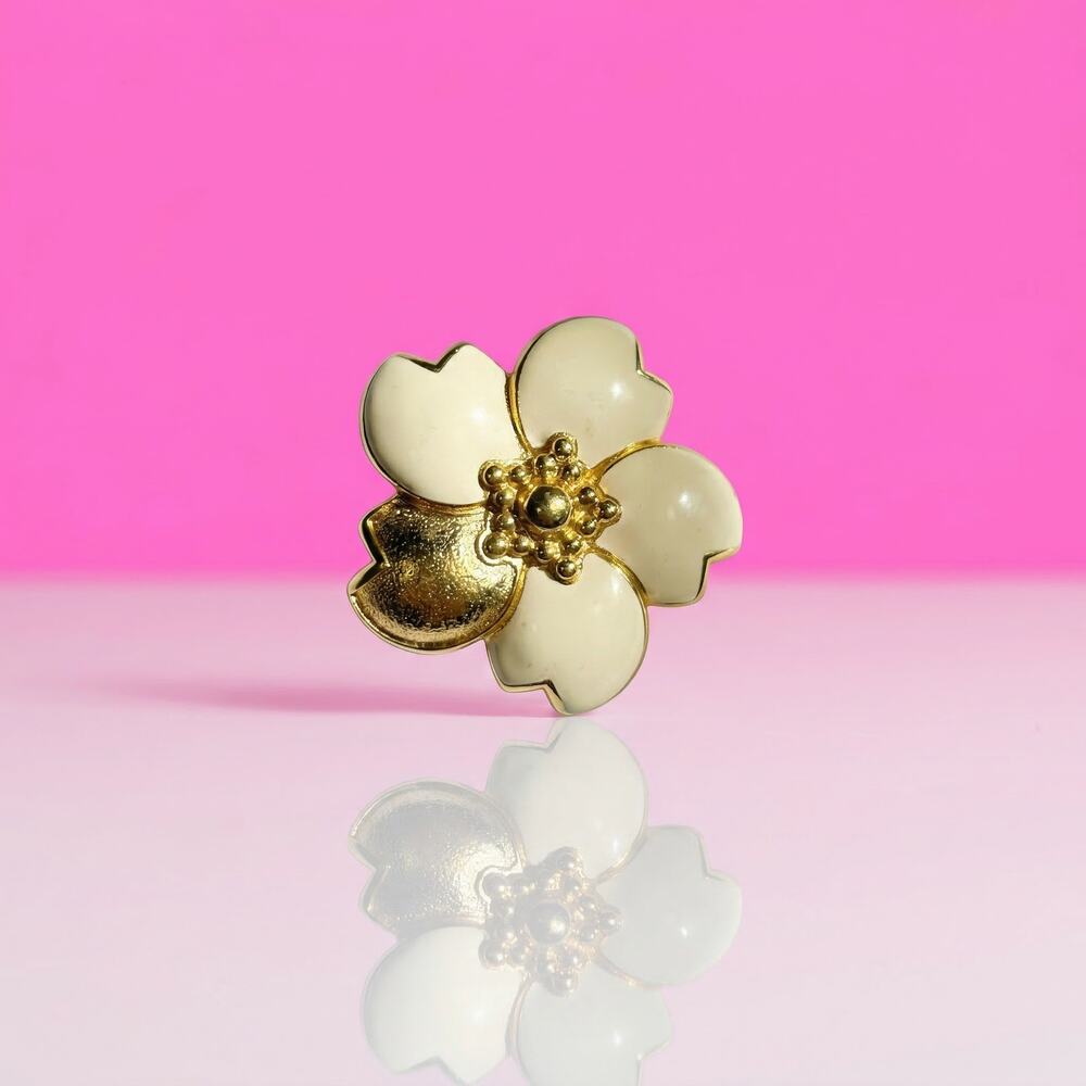Vintage Monet Signed Gold Tone & White Enamel 5-Petal Flower Brooch Pin